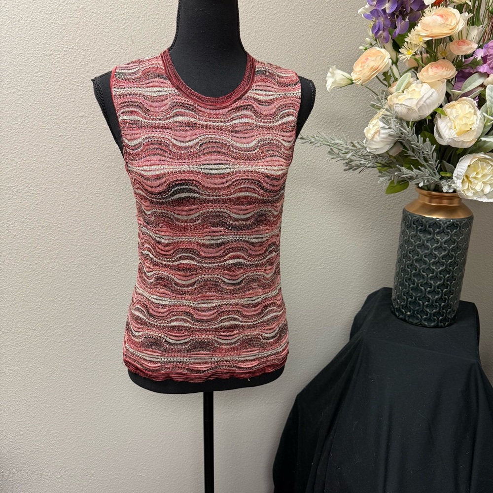 TanJay Petites Sleeveless Knit Tank Top Red Multi Wave Pattern Stretchy Size S